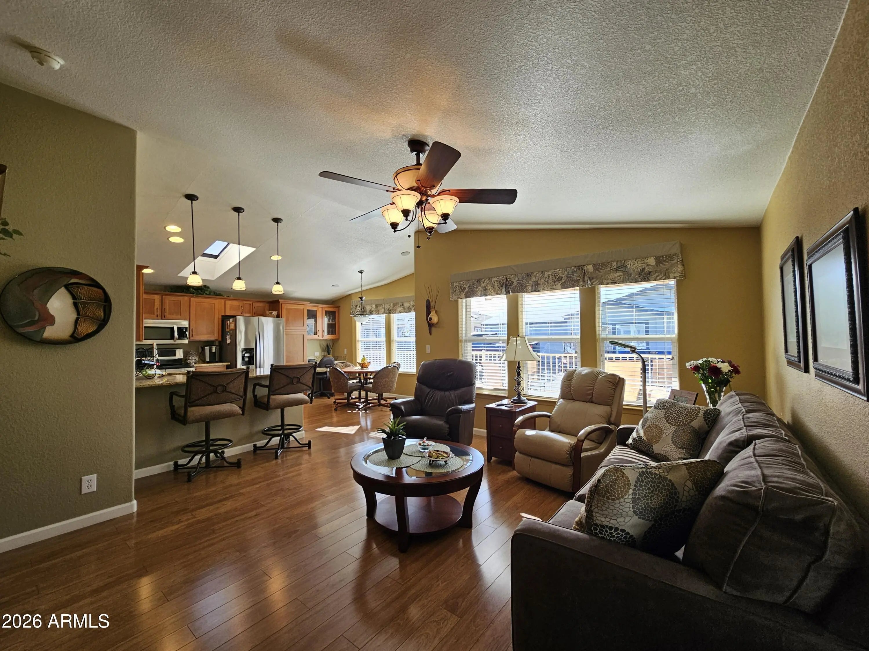 Photo of Listing #6981094