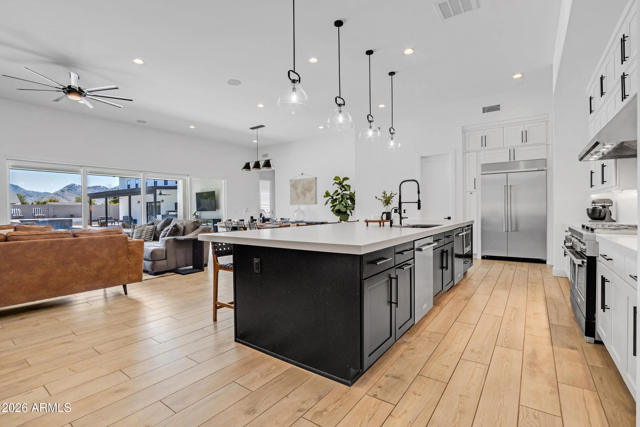 Photo of Listing #6980303