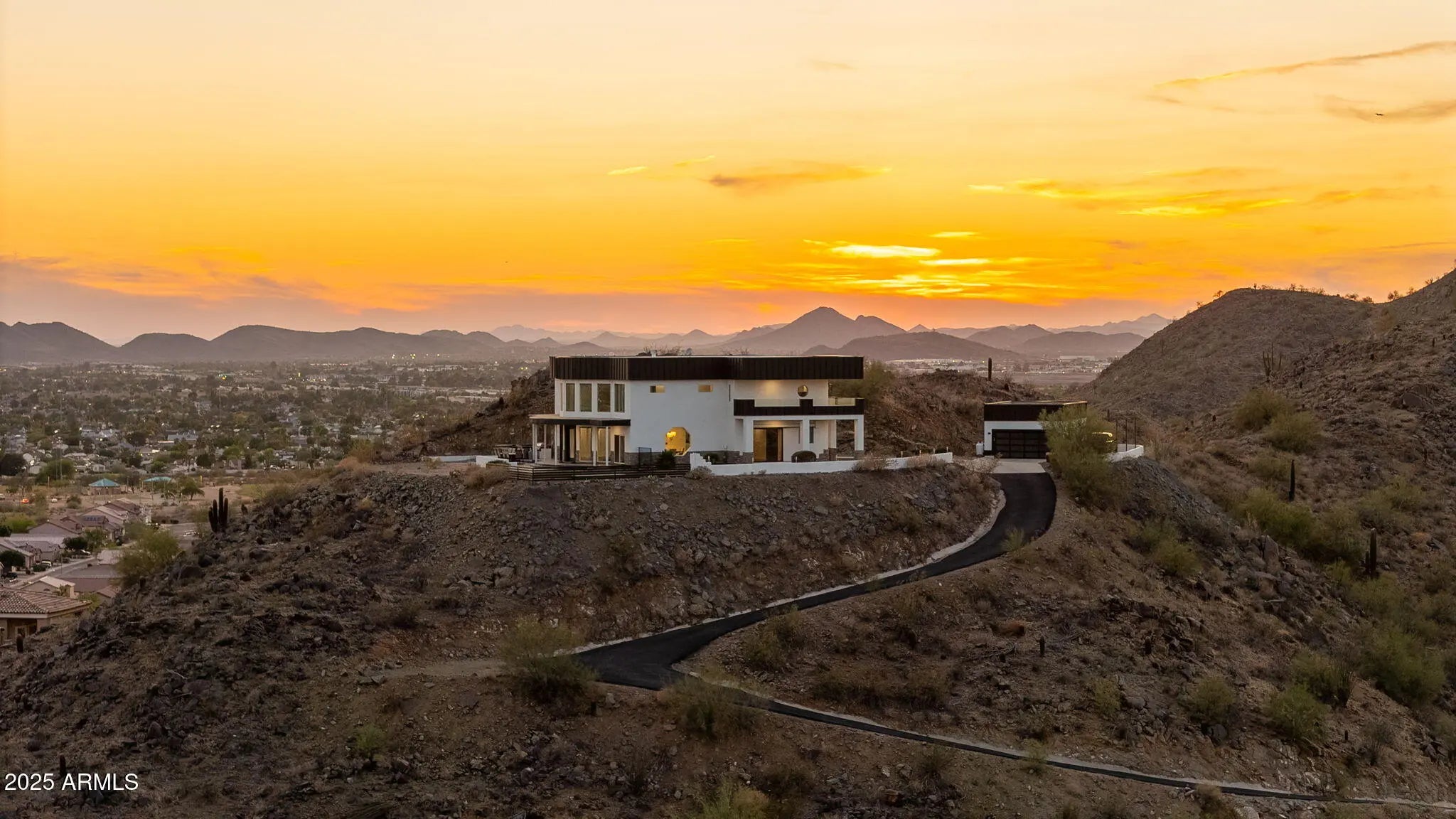 Photo of Listing #6979907