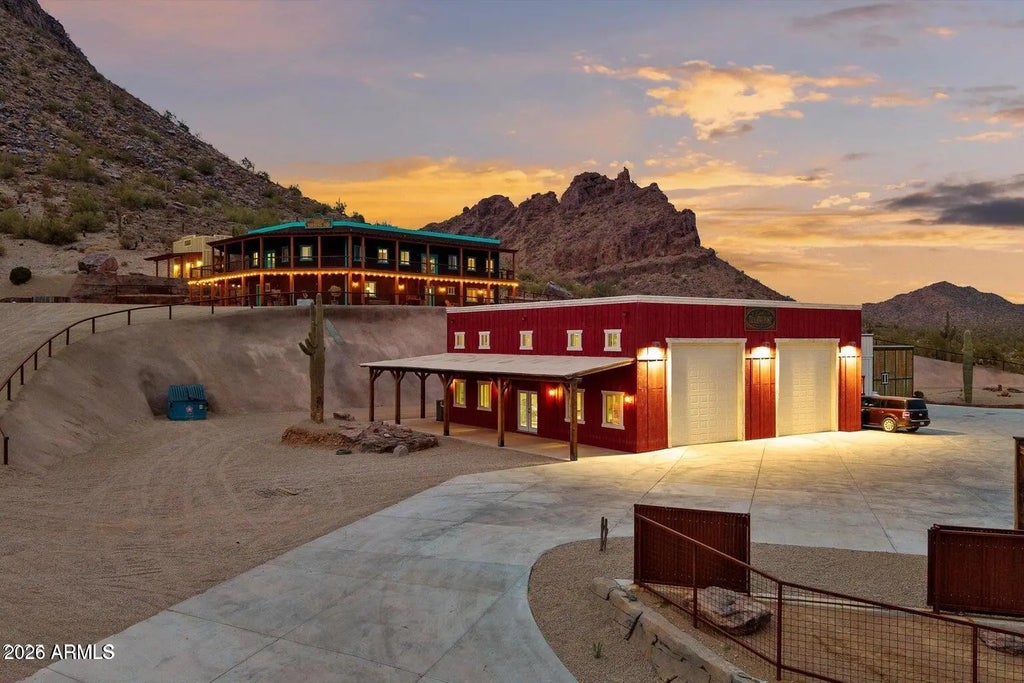 27194 N Bear Paw Pass, San Tan Valley