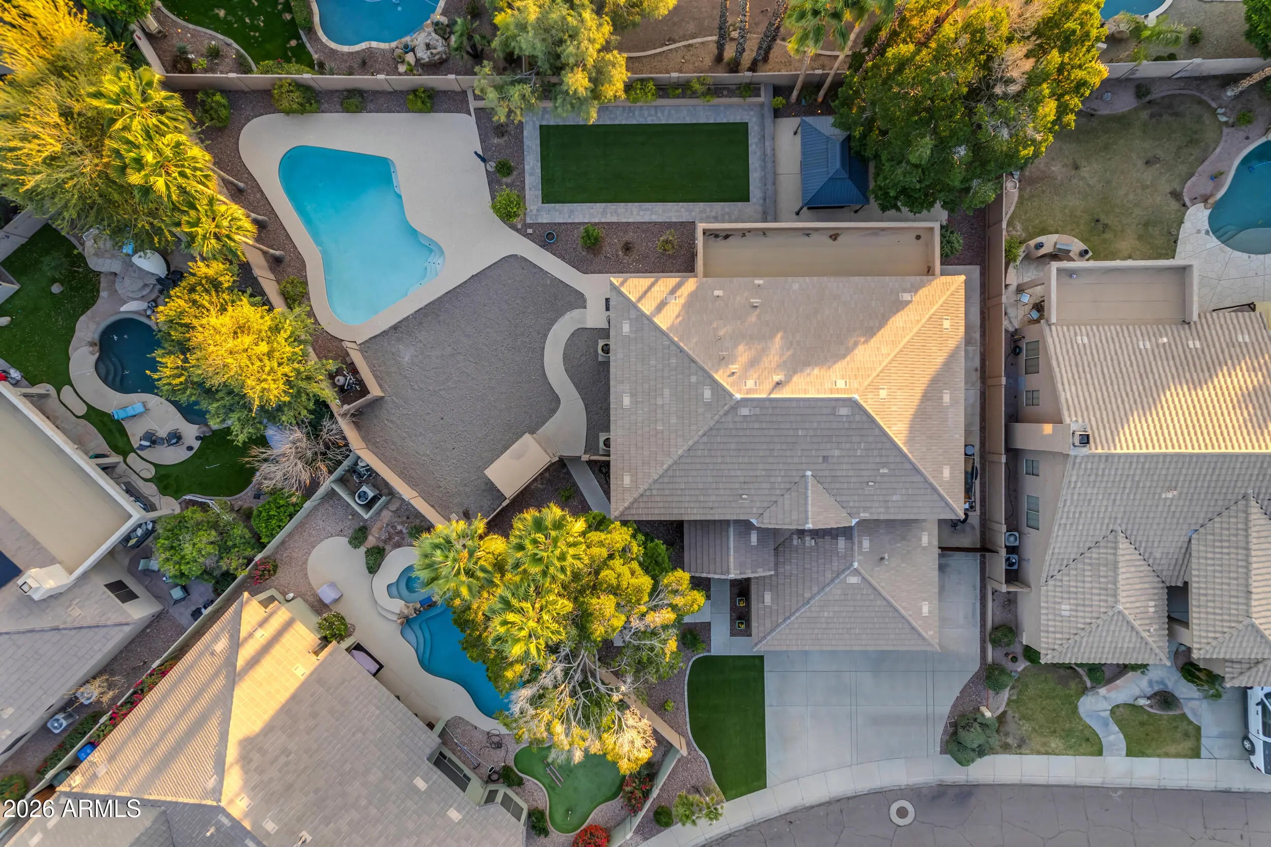 Photo of Listing #6991884