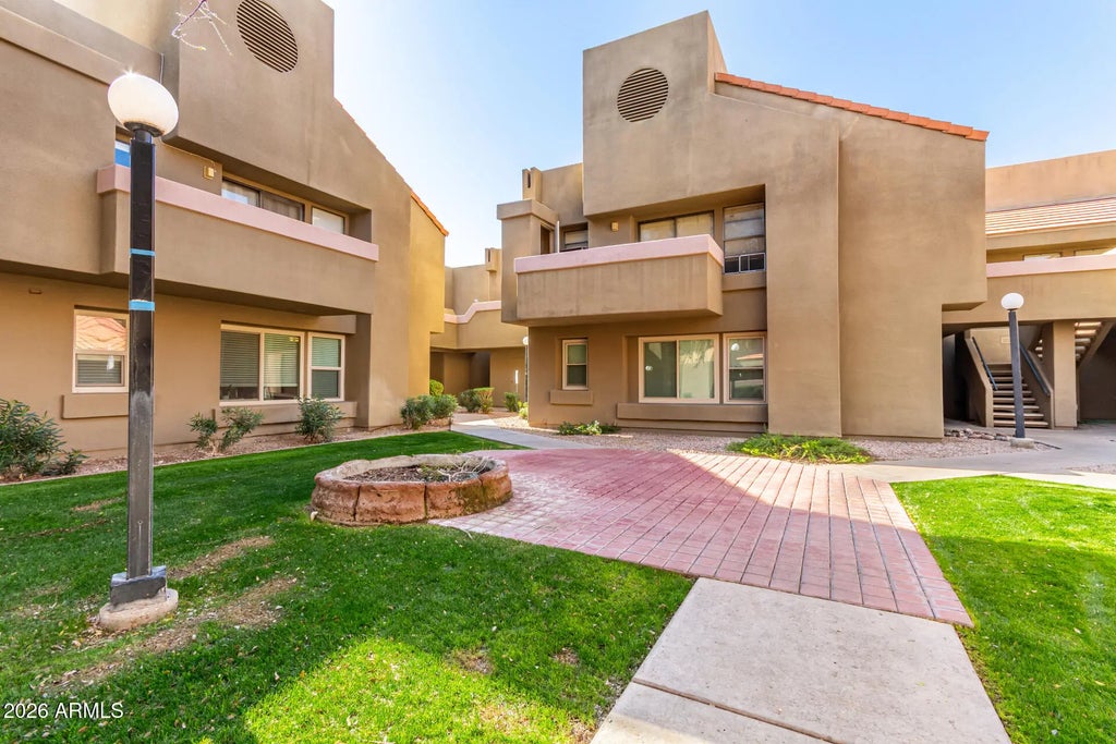 1432 W Emerald Avenue (unit 681), Mesa