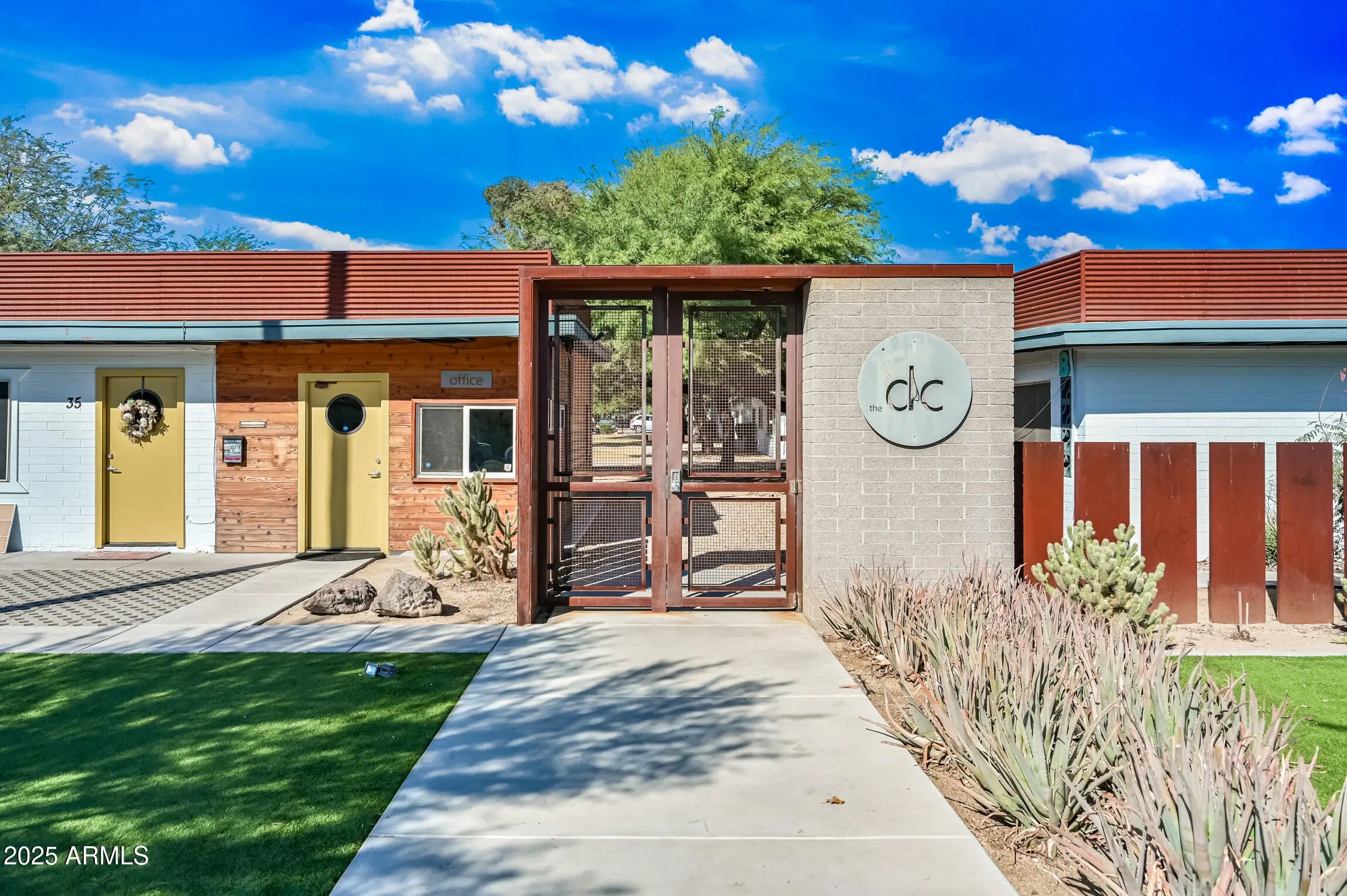 Photo of Listing #6980209