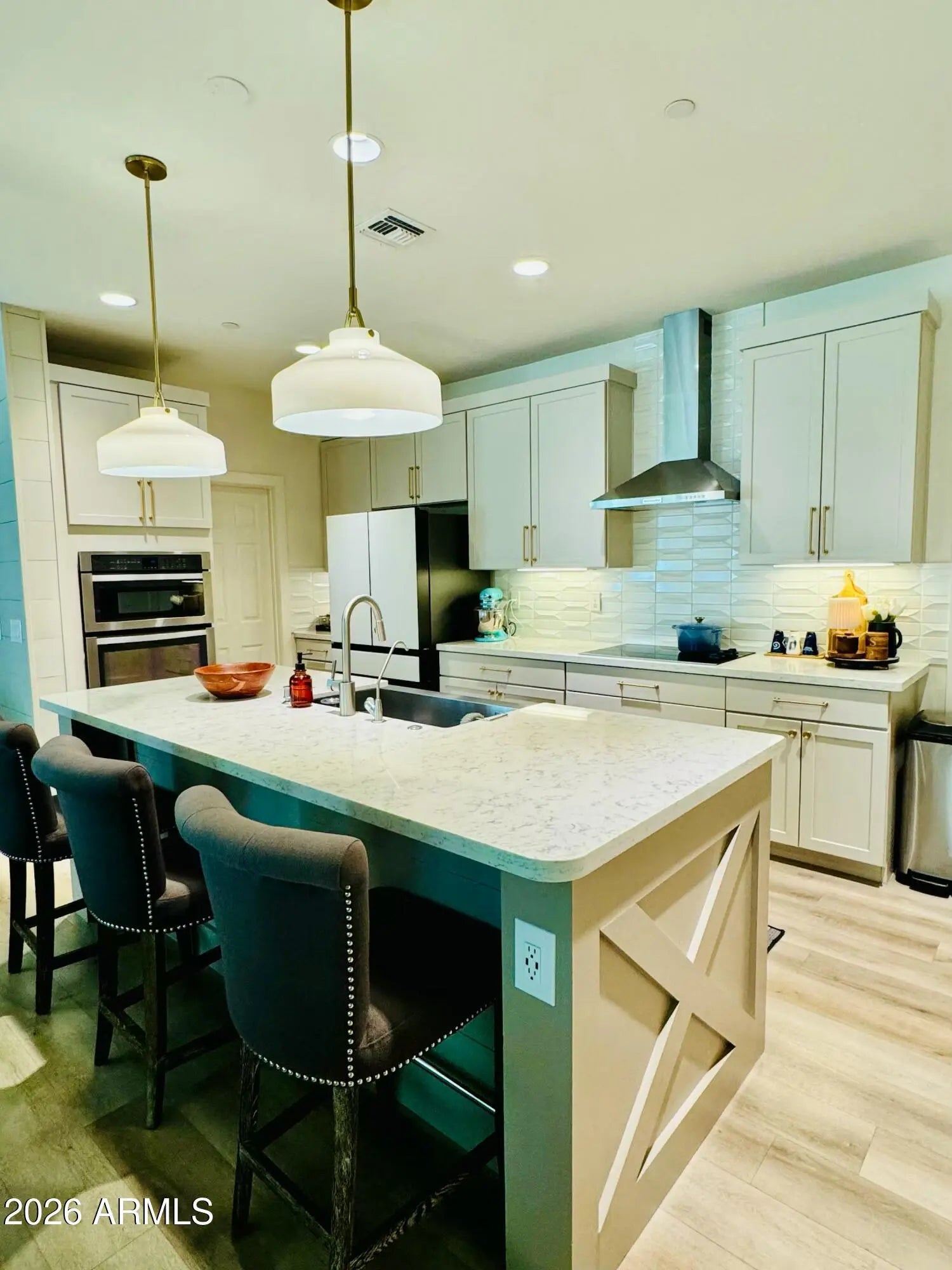 Photo of Listing #6980443