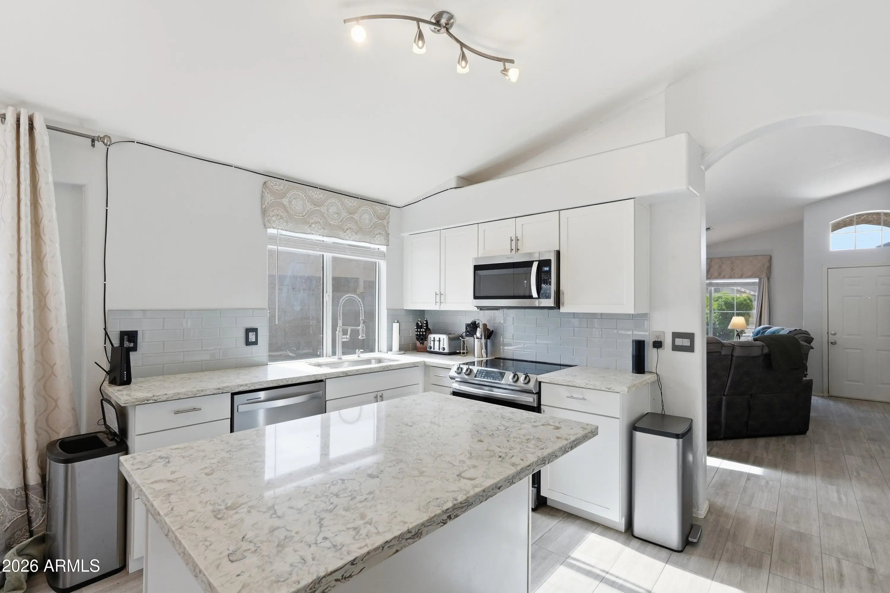 Photo of Listing #6981740