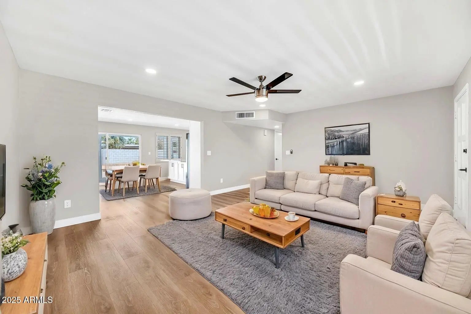 Photo of Listing #6980885