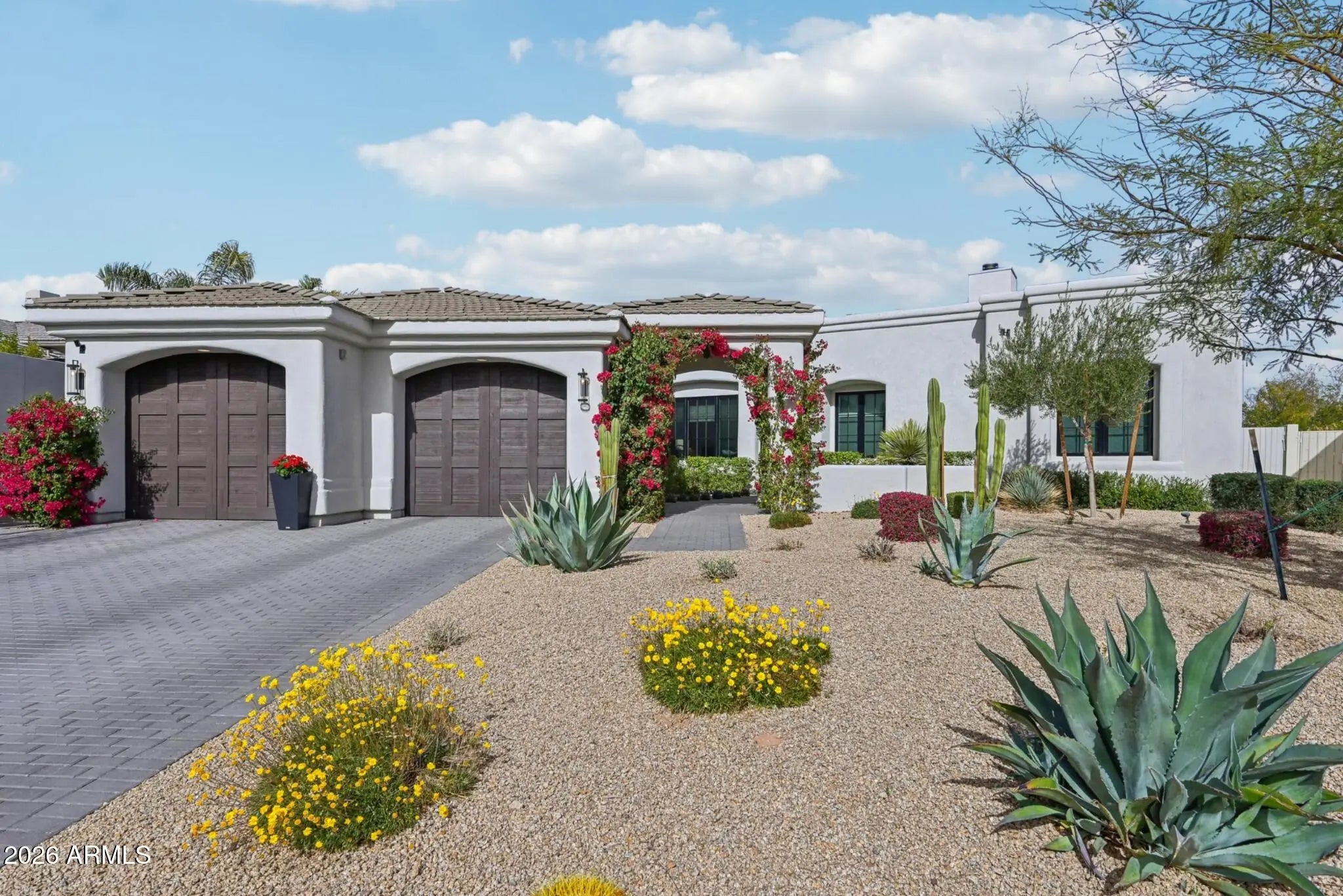 Photo of Listing #6982000