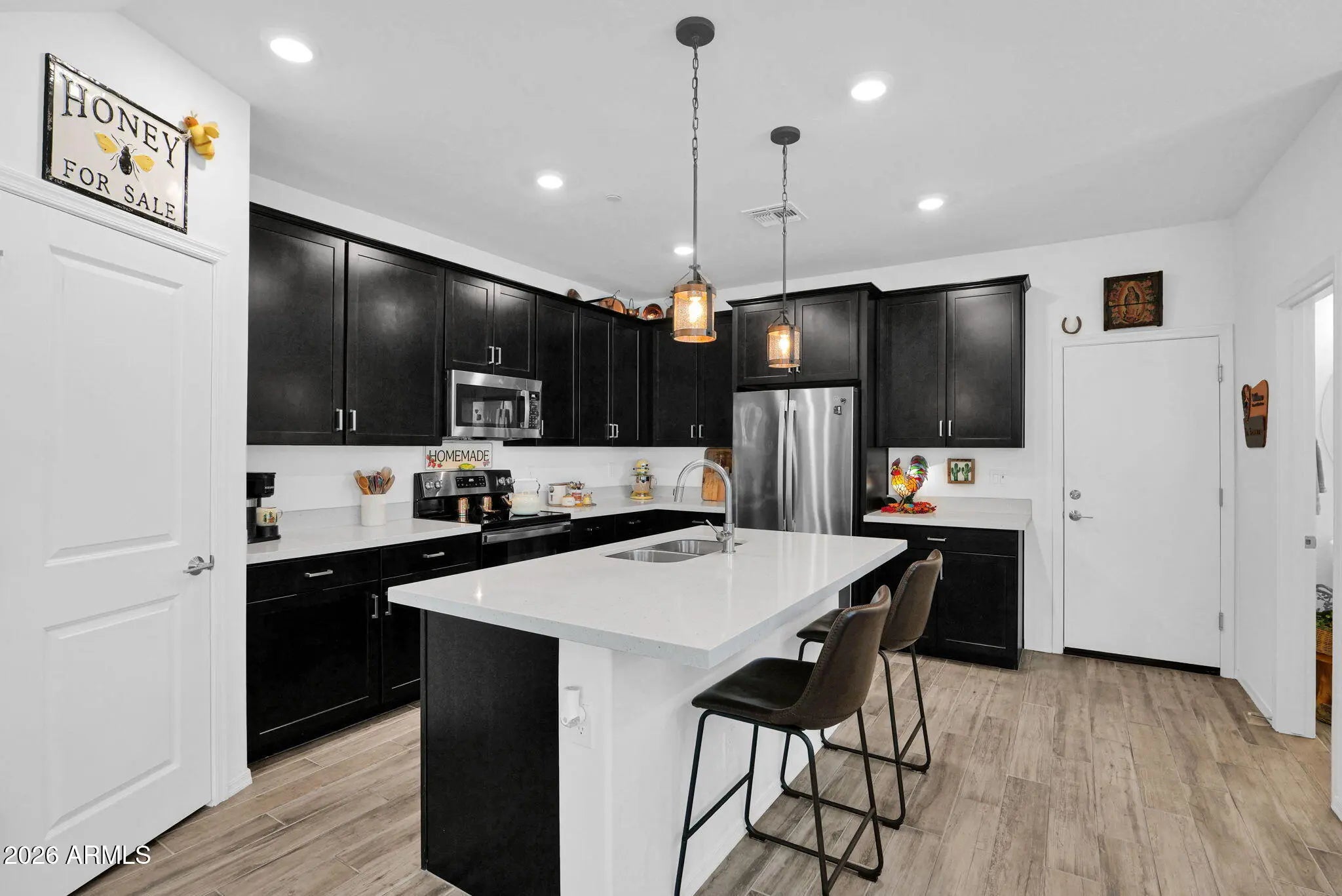 Photo of Listing #6984490