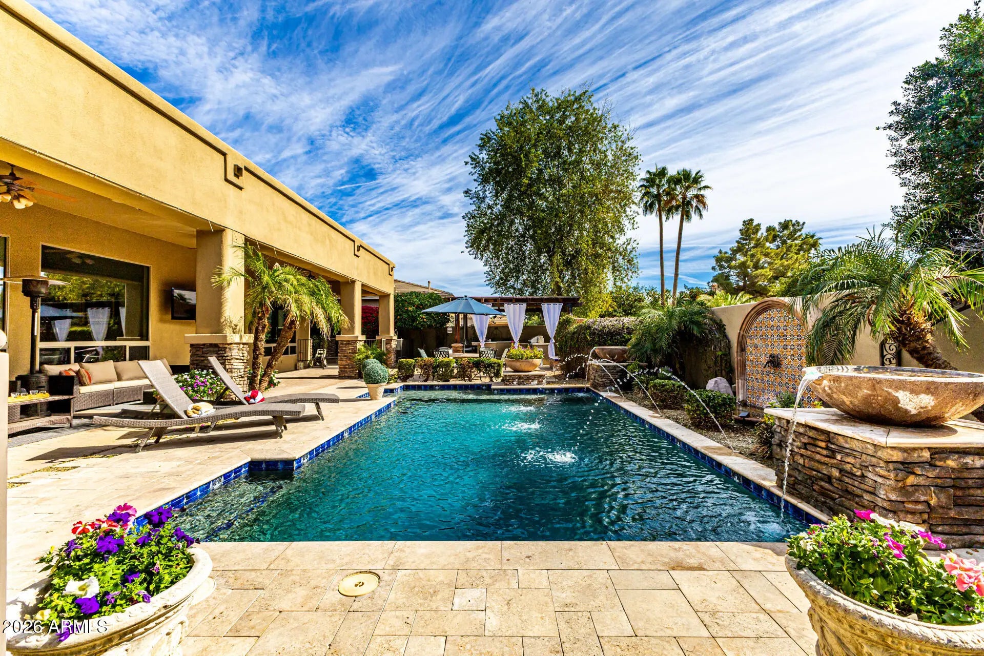 Photo of Listing #6986836