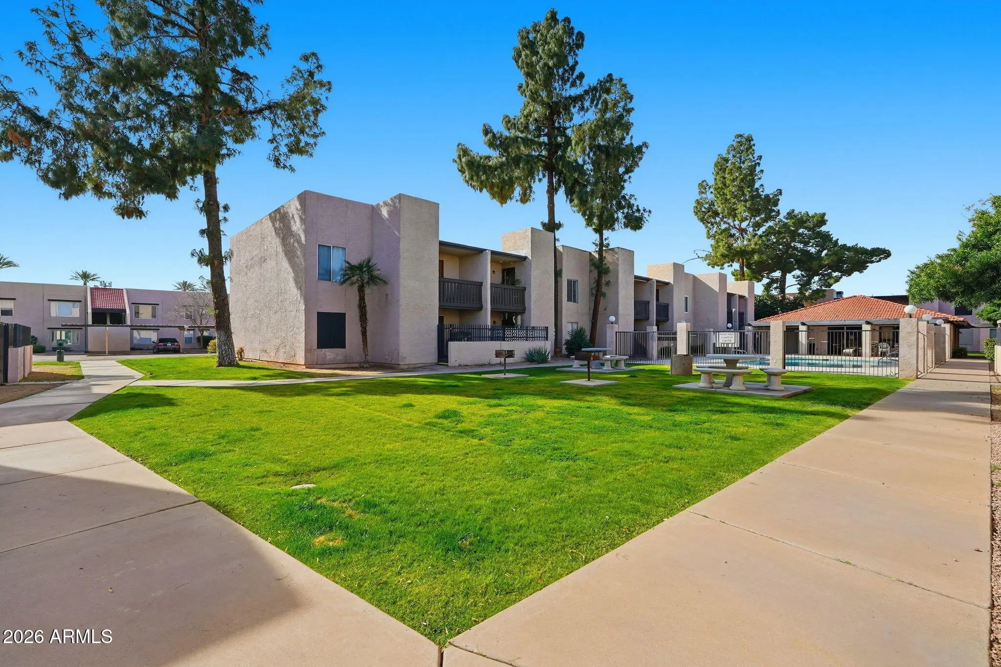 Photo of Listing #6981210