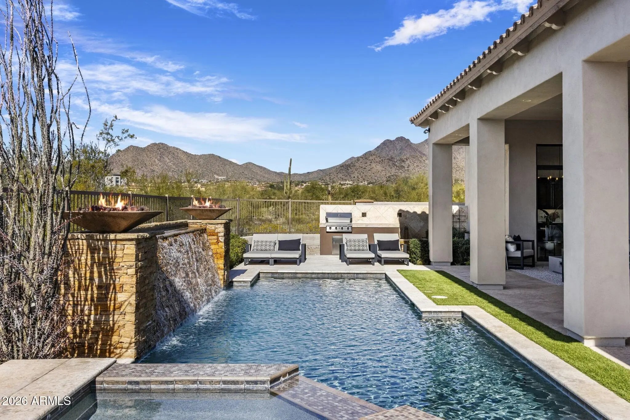 Photo of Listing #6985317