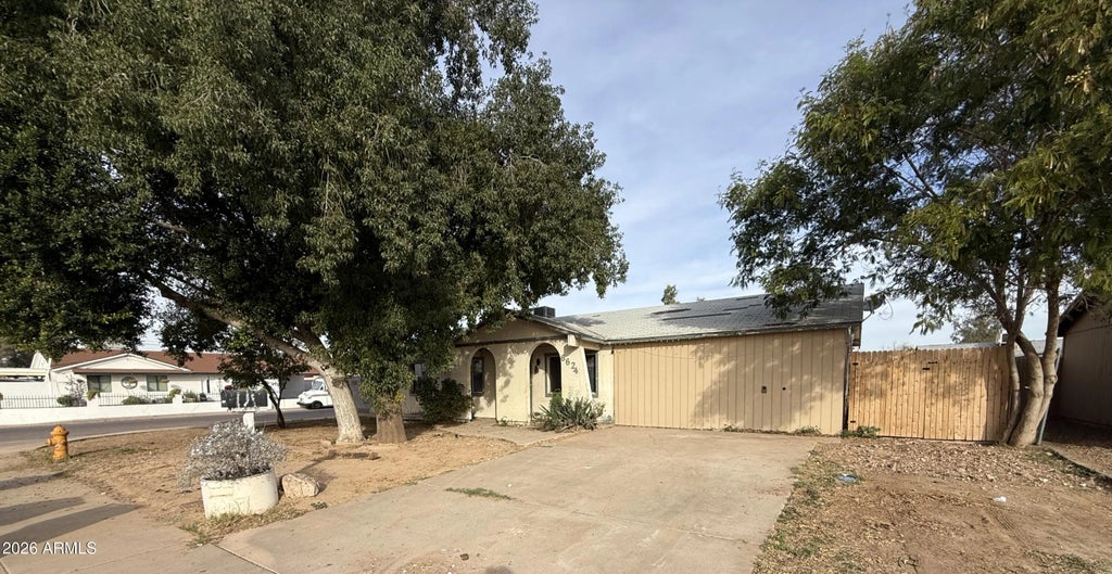 6624 W Columbus Avenue, Phoenix