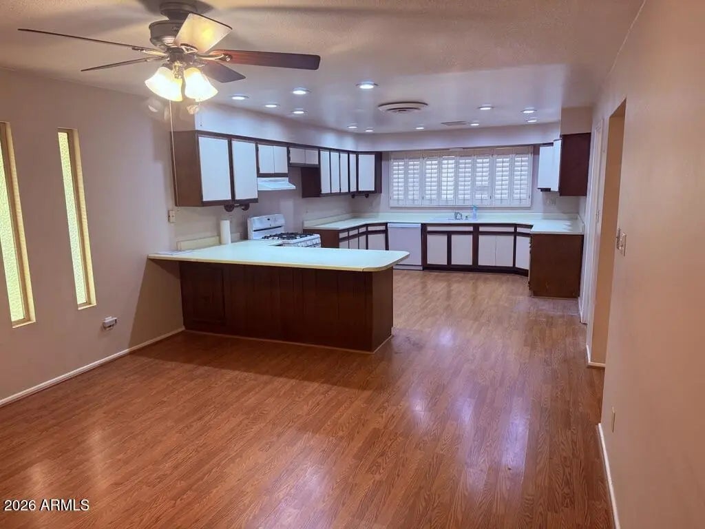 Photo of Listing #6982184