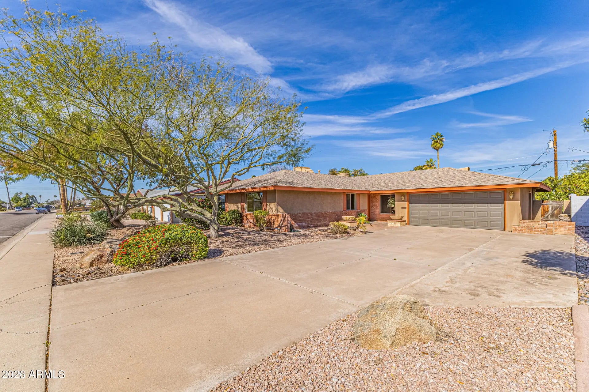 Photo of Listing #6982228