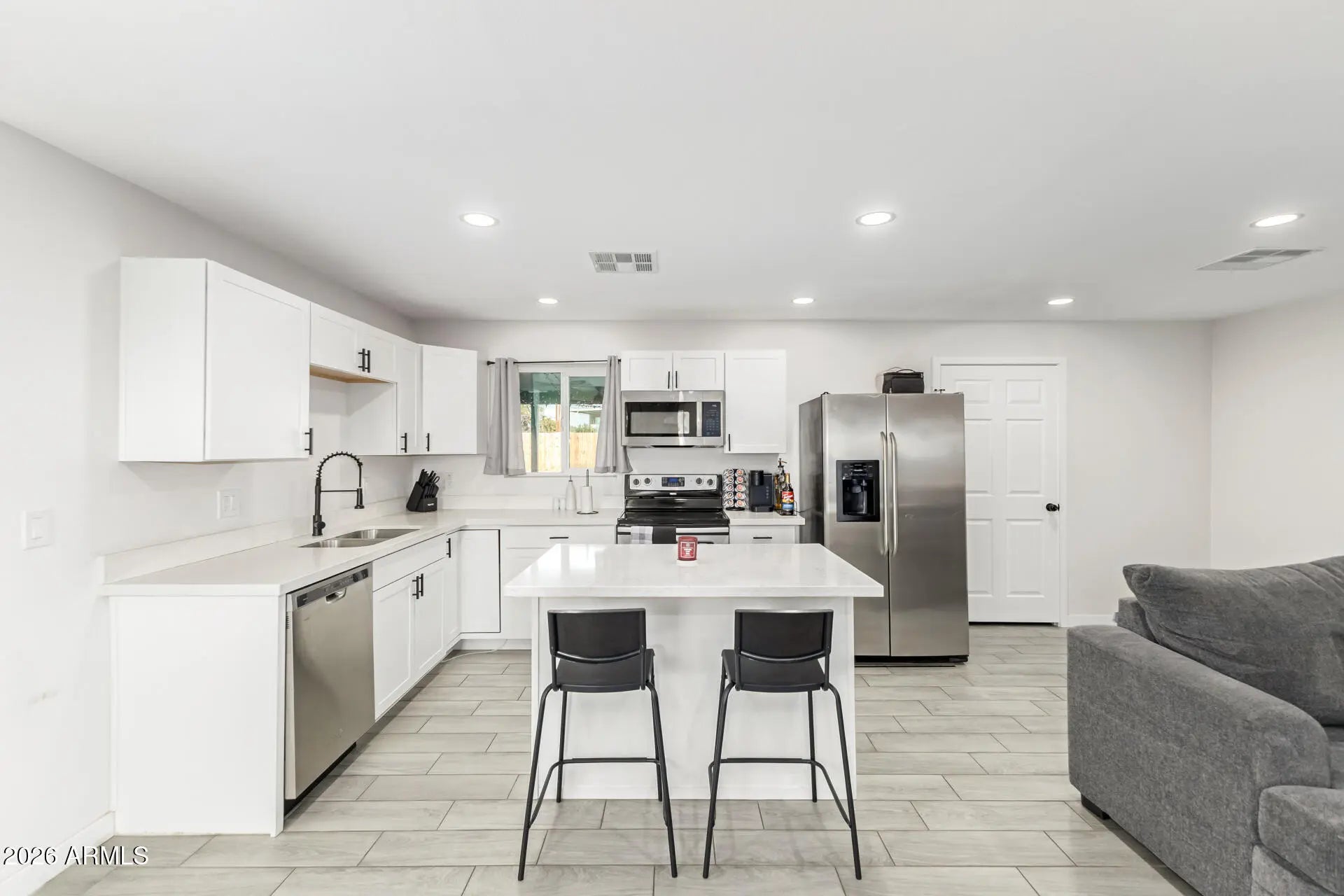 Photo of Listing #6982272