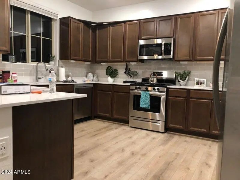 Photo of Listing #6982179