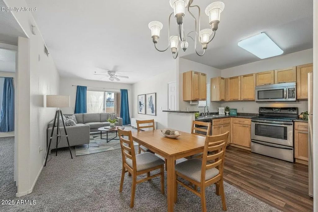 1295 N Ash Street (unit Apt 617), Gilbert