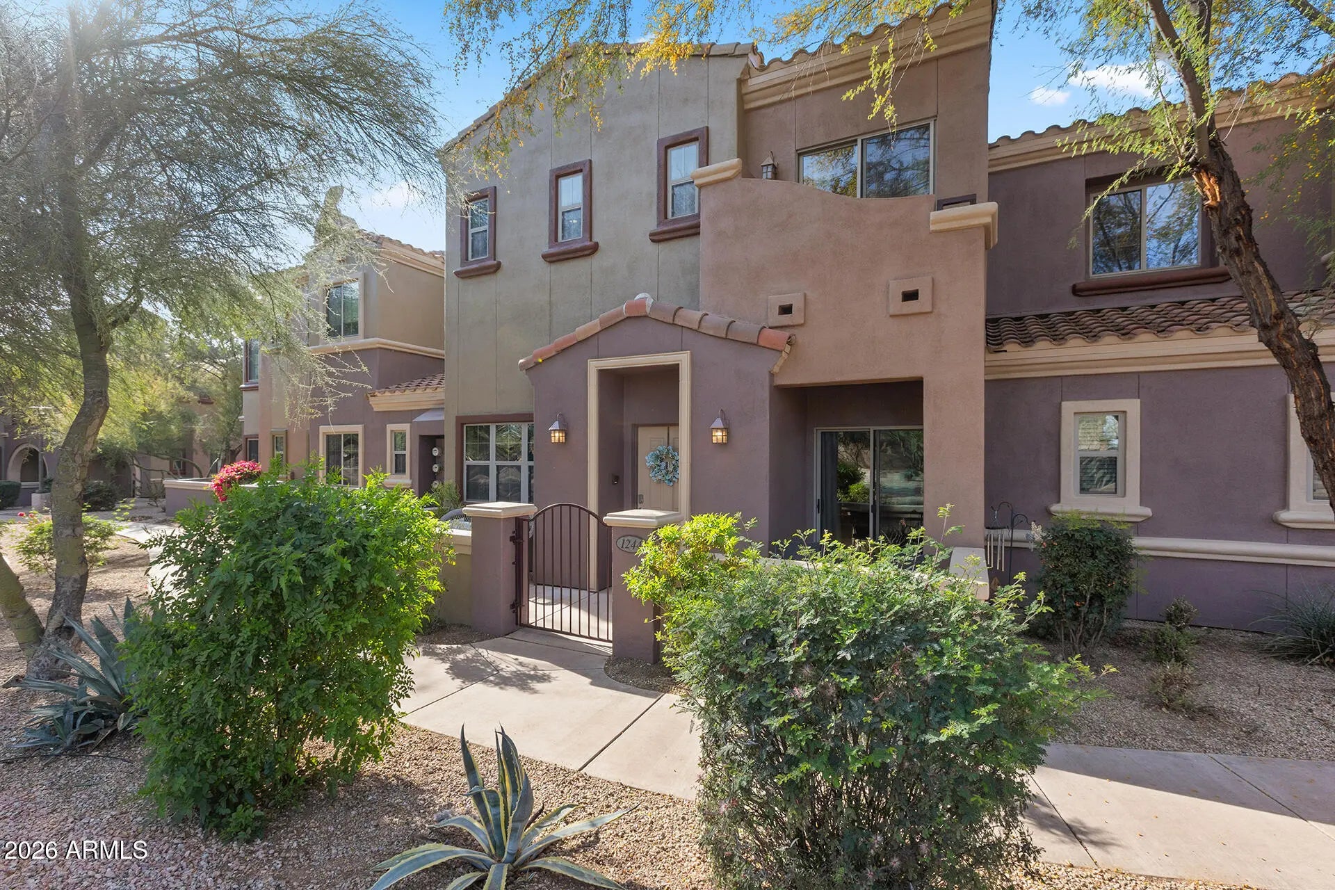 Photo of Listing #6983095