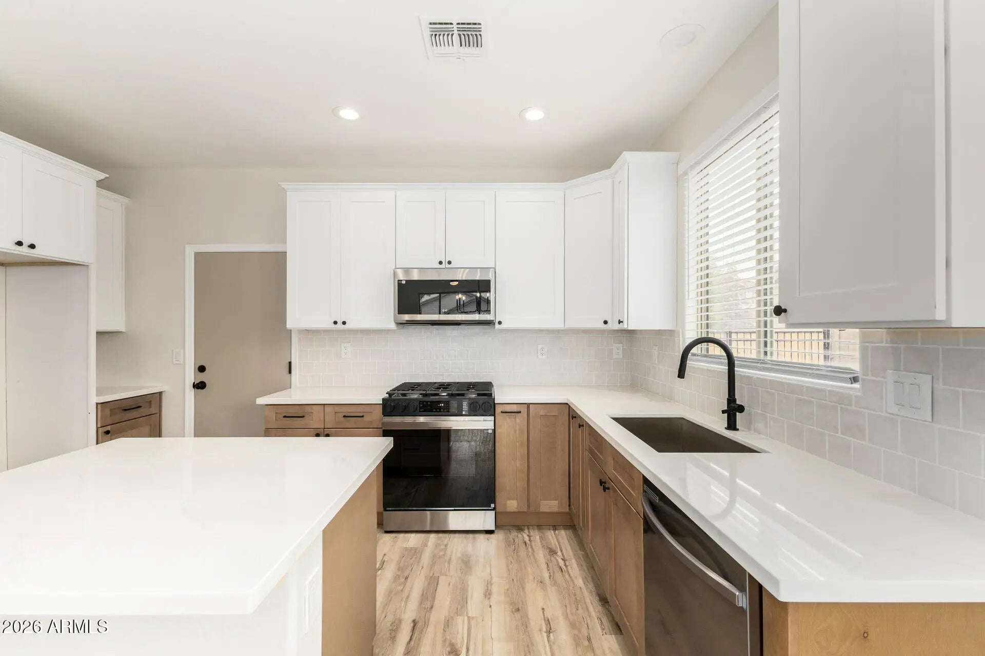 Photo of Listing #6983854