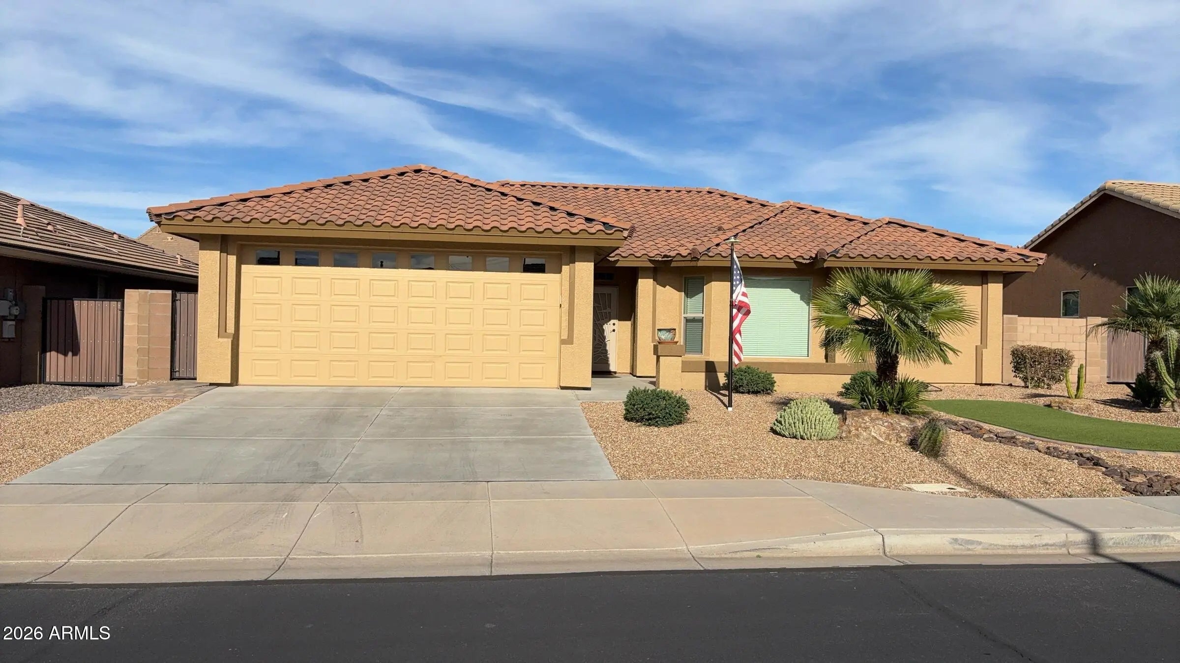 Photo of Listing #6982219