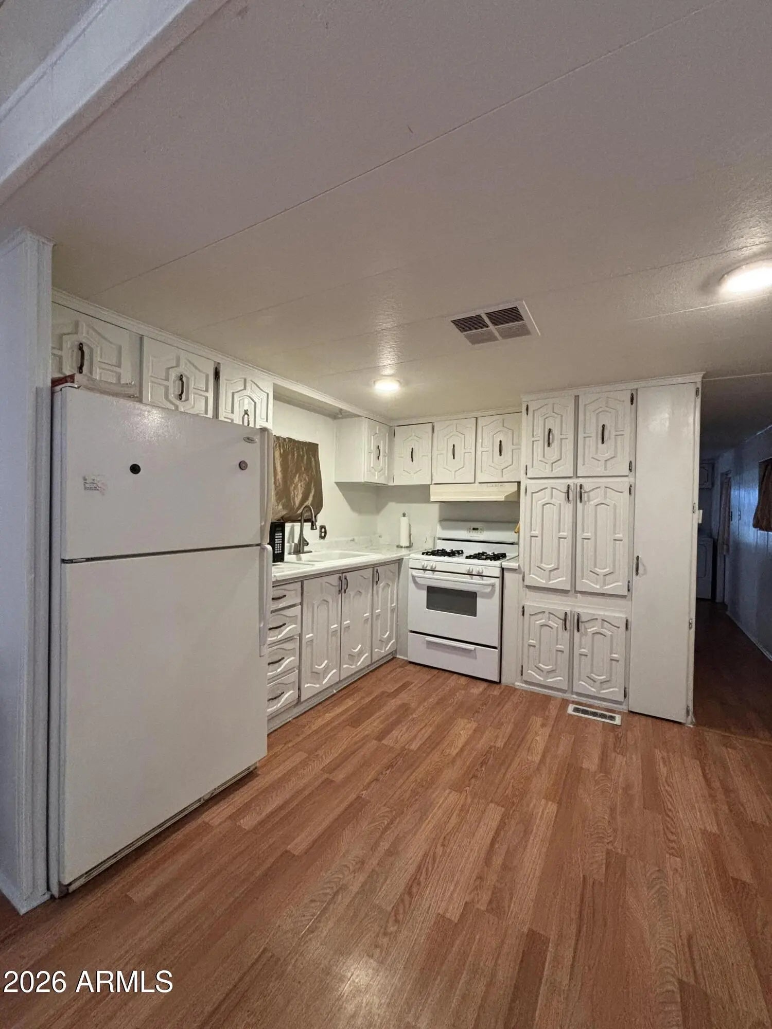 Photo of Listing #6982476