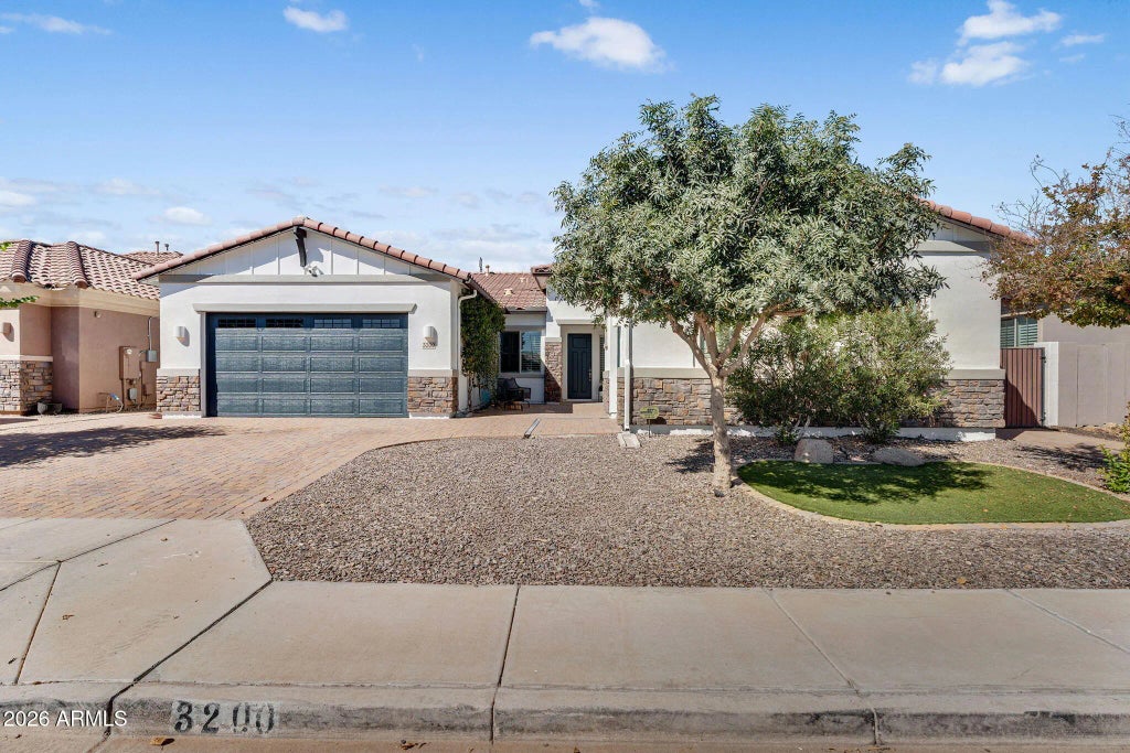 3200 S Pinnacle Drive, Chandler