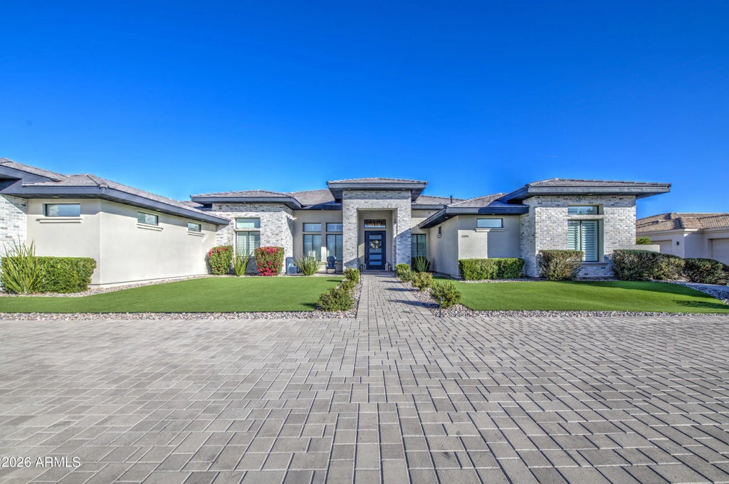 2896 E Arrowhead Trail, Gilbert