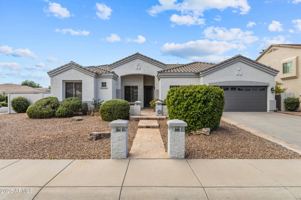 3111 E Canyon Creek Drive, Gilbert