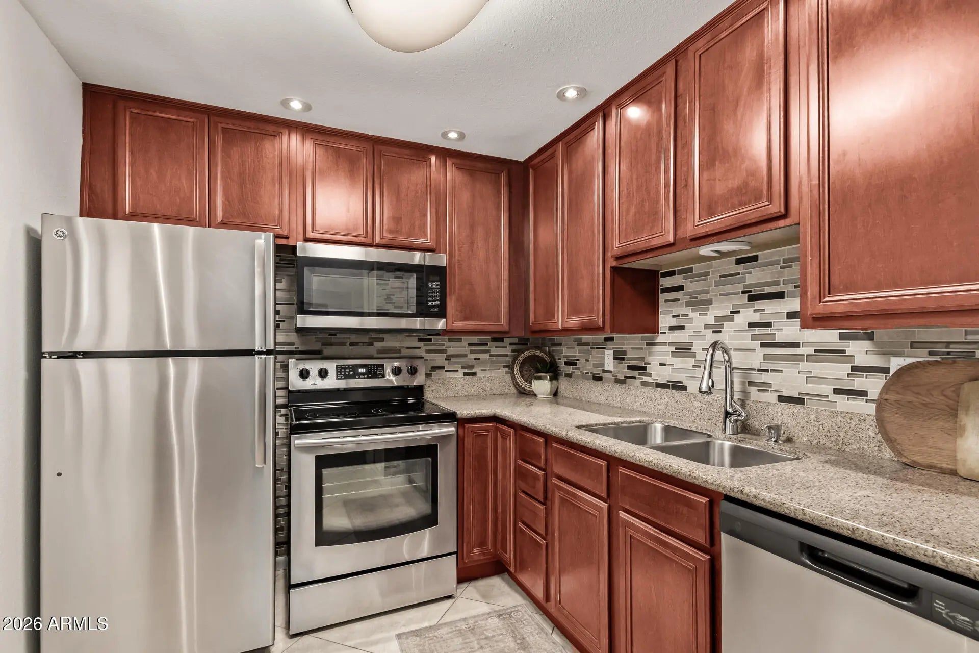 Photo of Listing #6983051