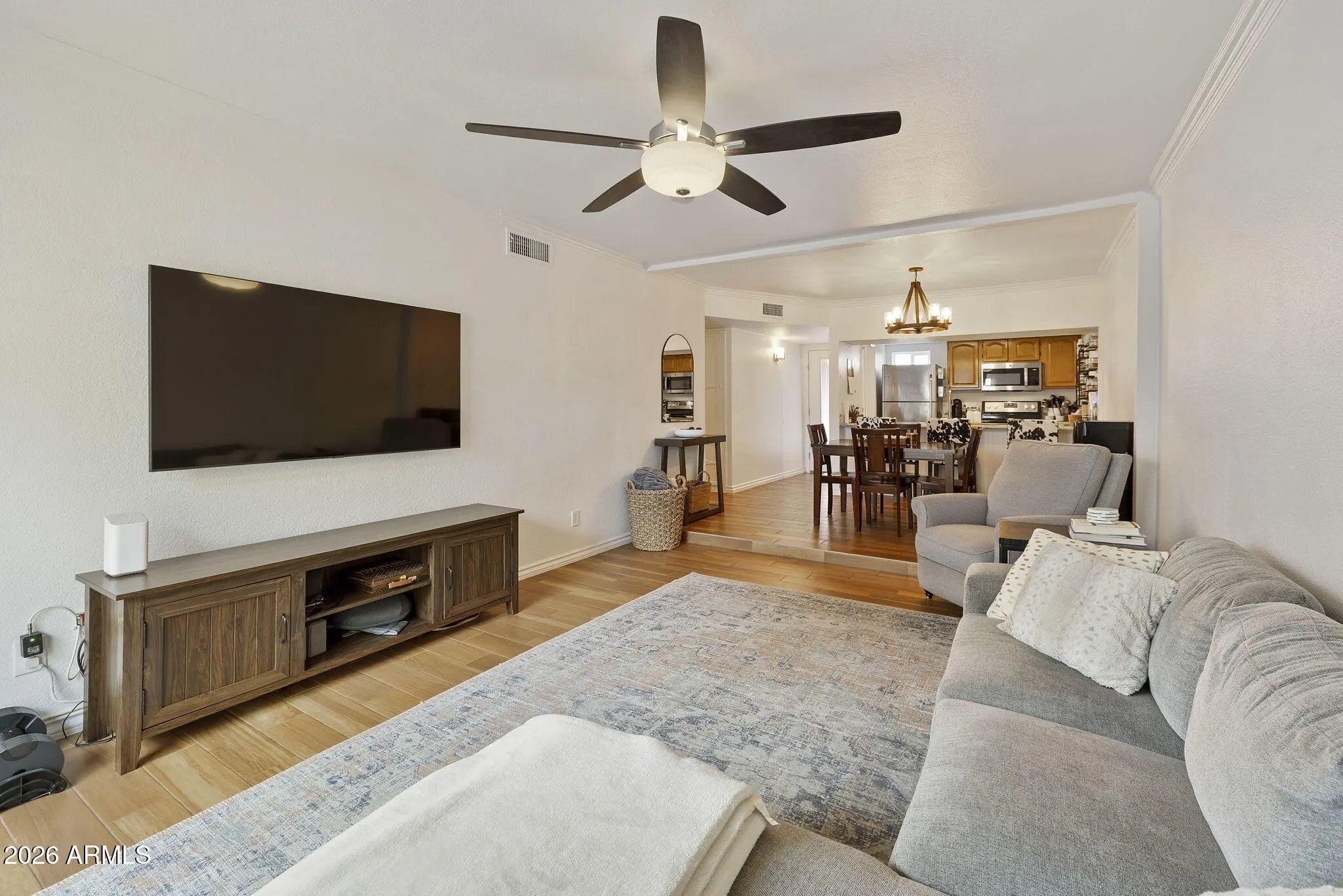 Photo of Listing #6983031