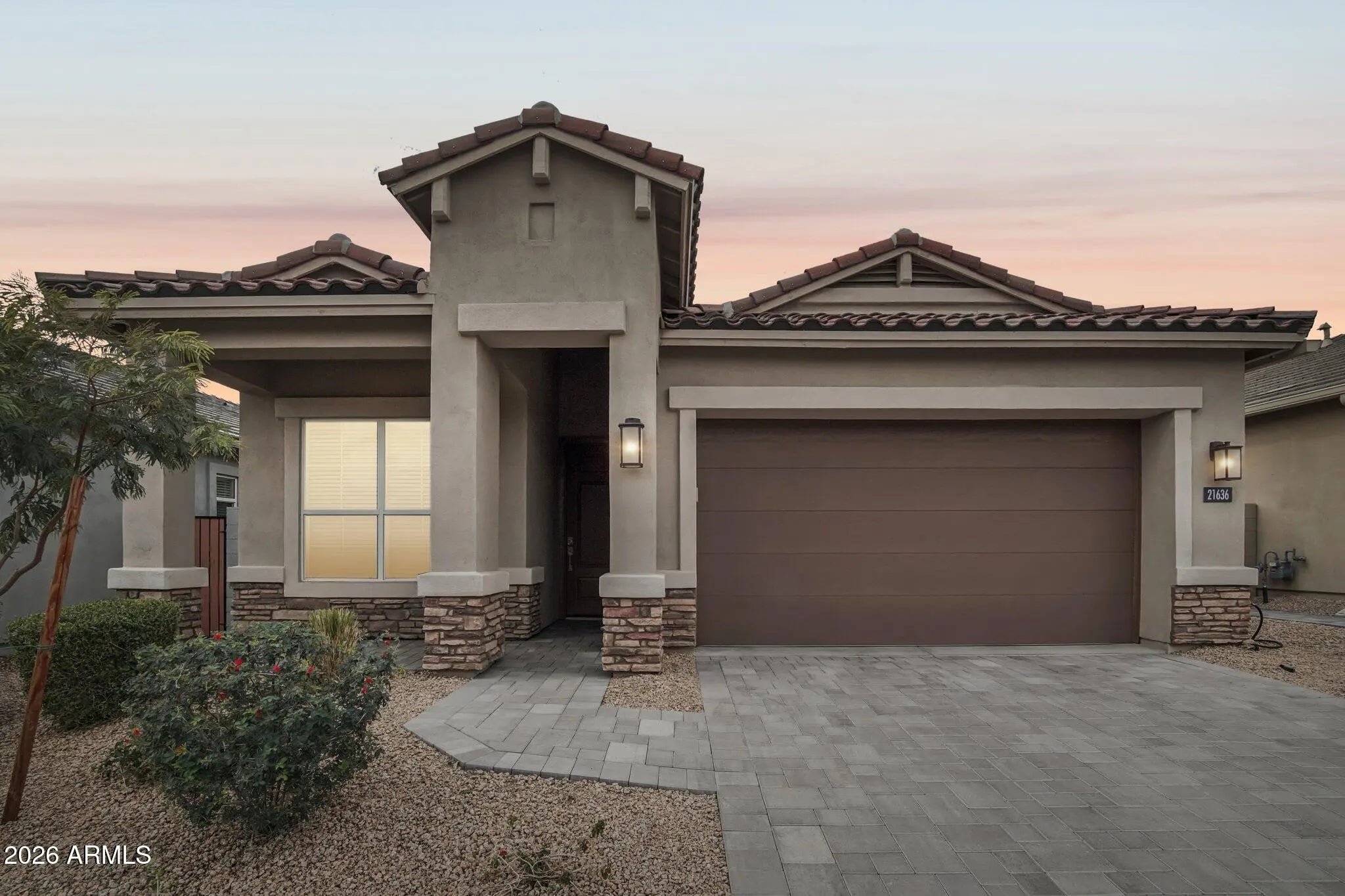 Photo of Listing #6986372