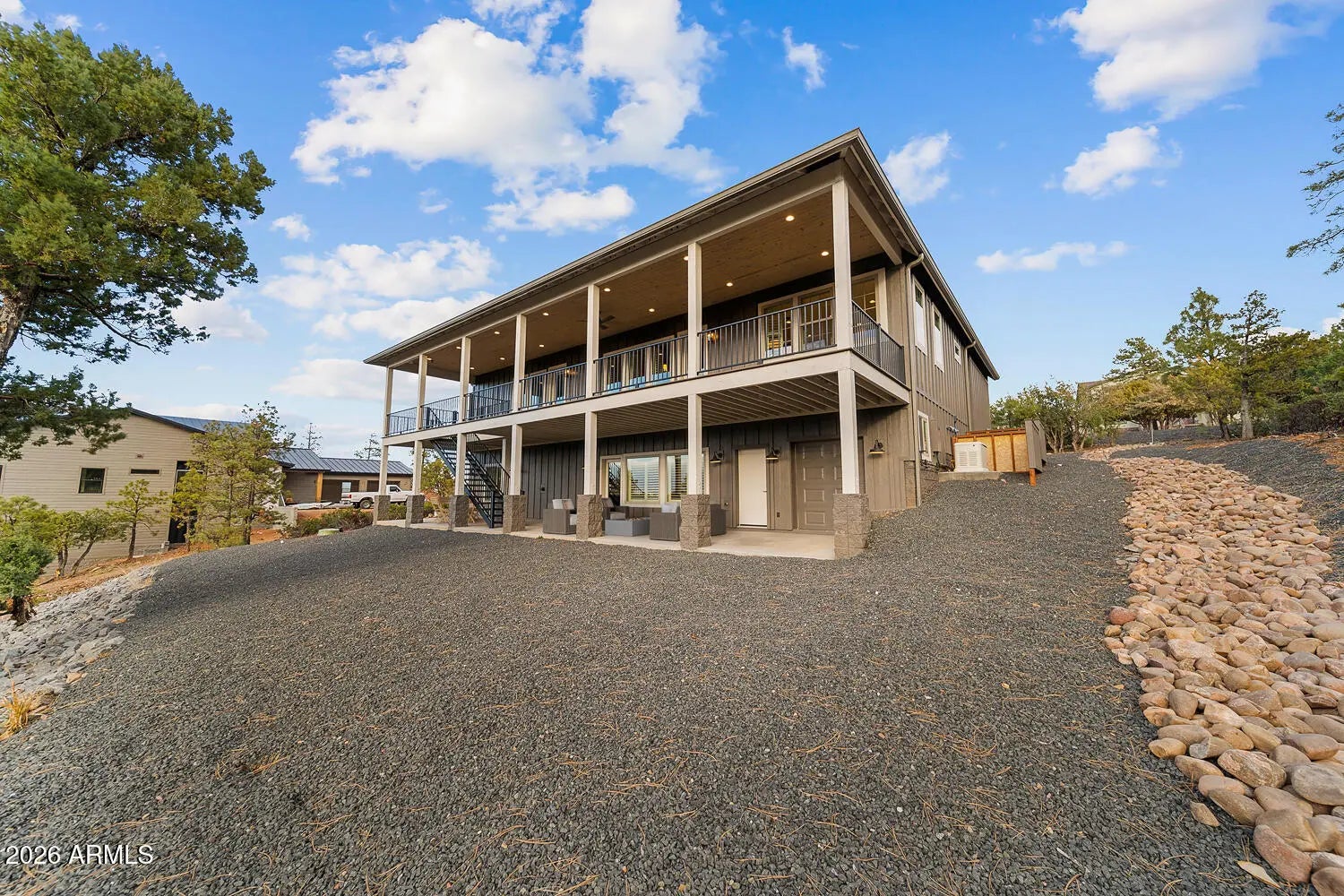 Photo of Listing #6990933