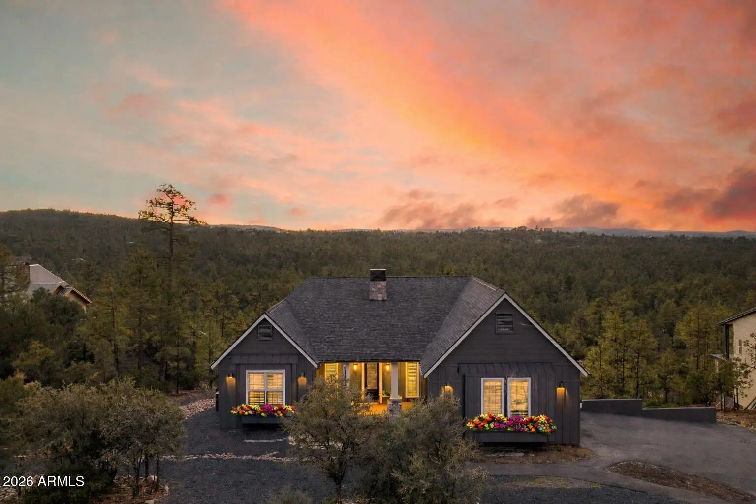 Photo of Listing #6990933