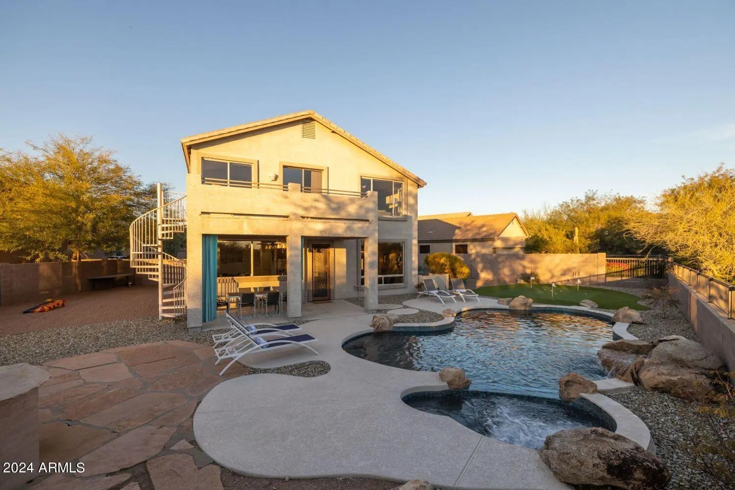 Photo of Listing #6982652