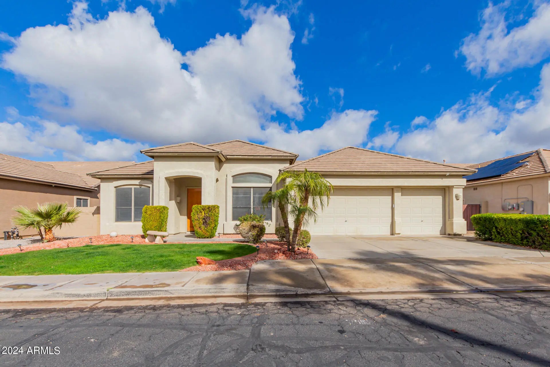 Photo of Listing #6983125