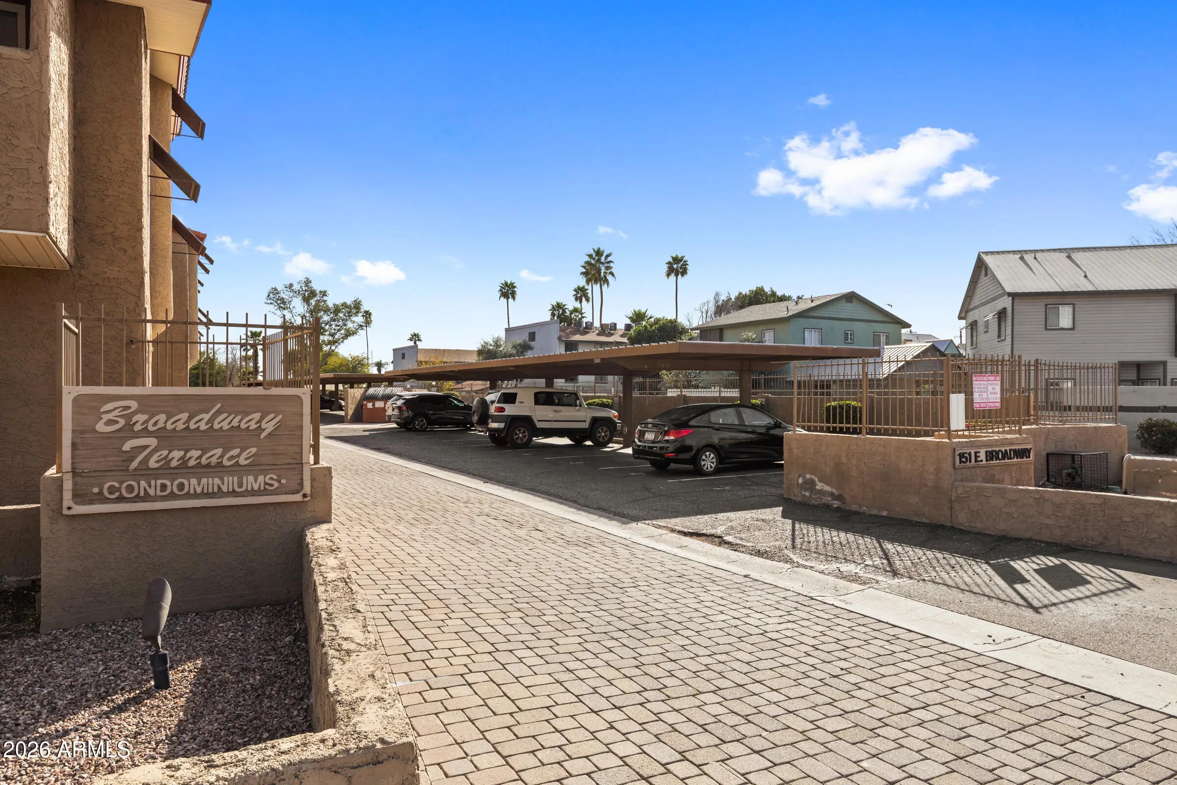 Photo of Listing #6983426