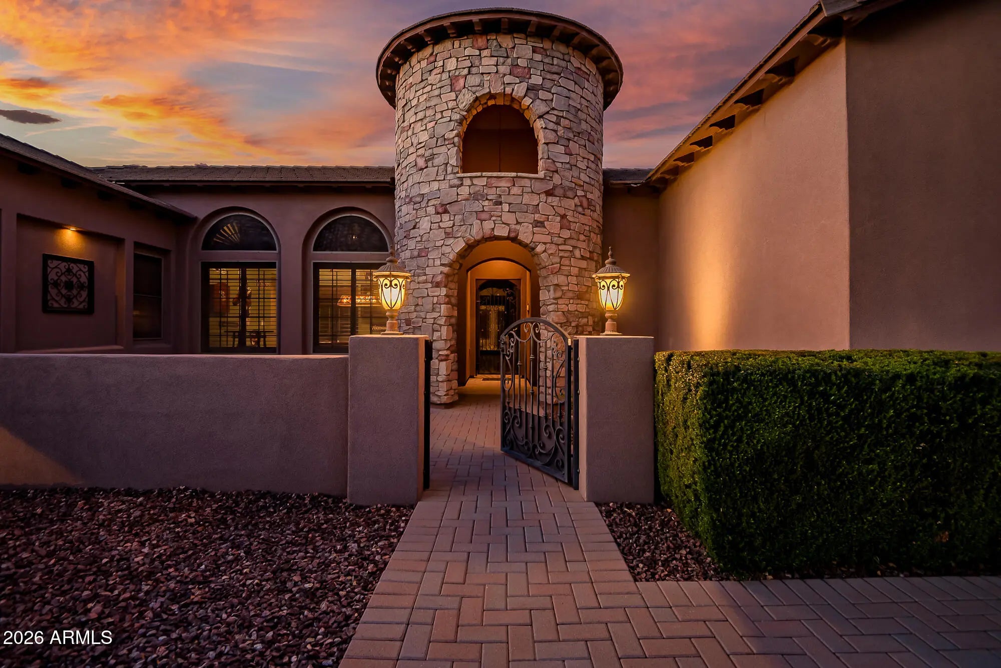 Photo of Listing #6990670