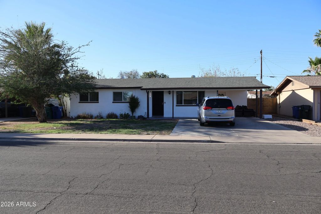 1040 E 7th Avenue, Mesa