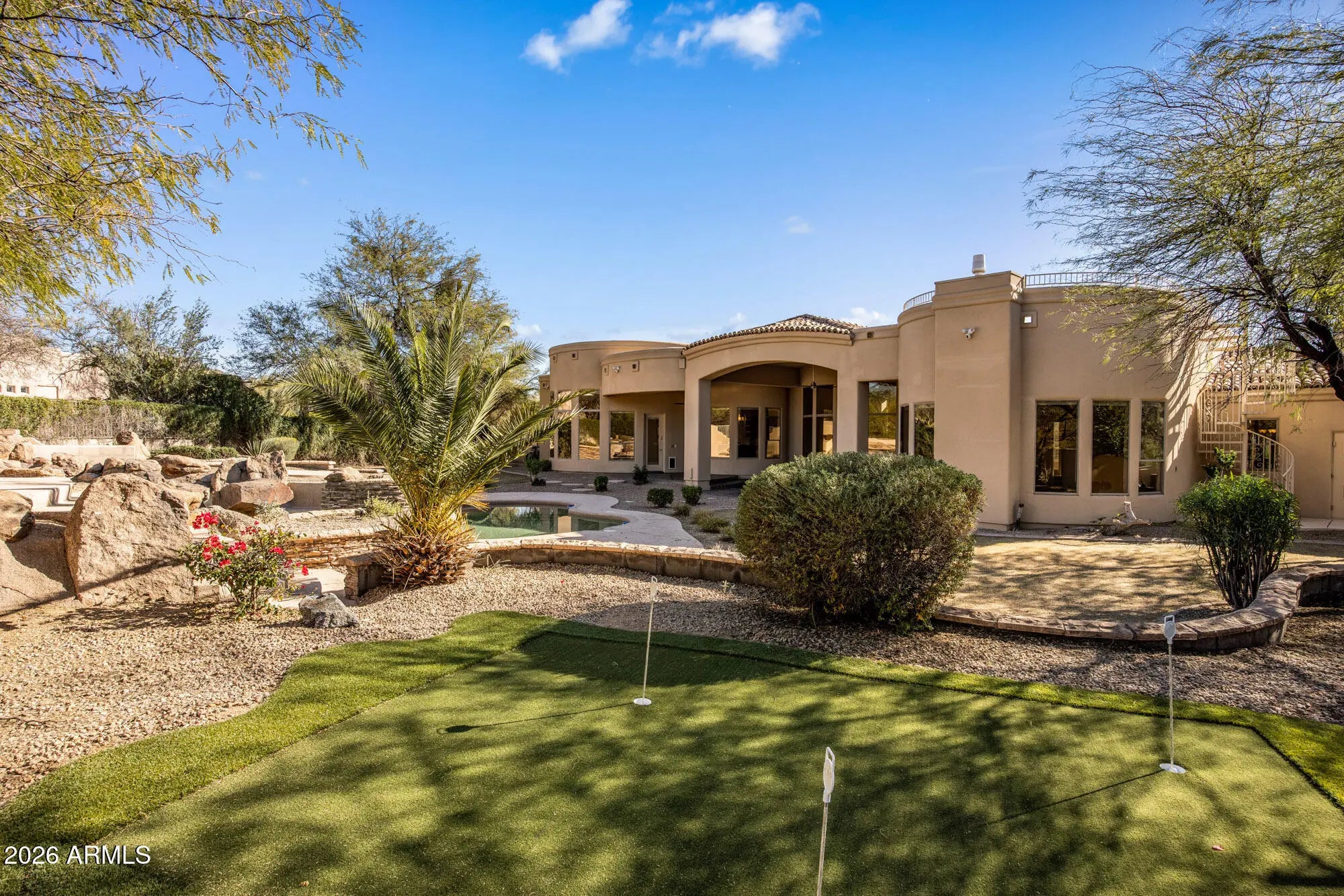 Photo of Listing #6983082