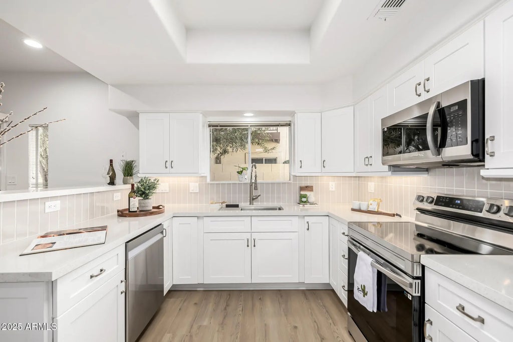 8829 S 51st Street (unit 3), Phoenix