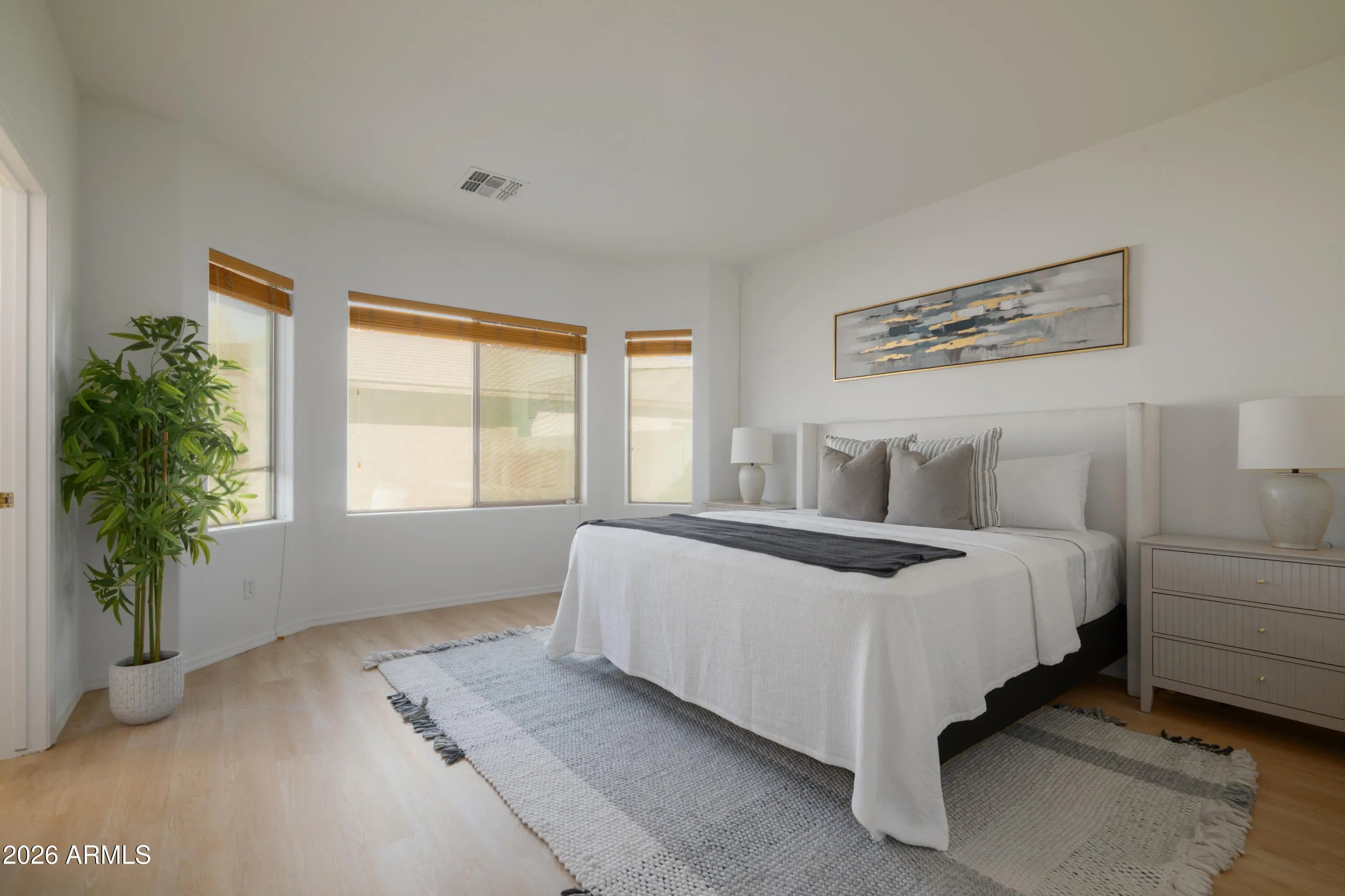 Photo of Listing #6983215