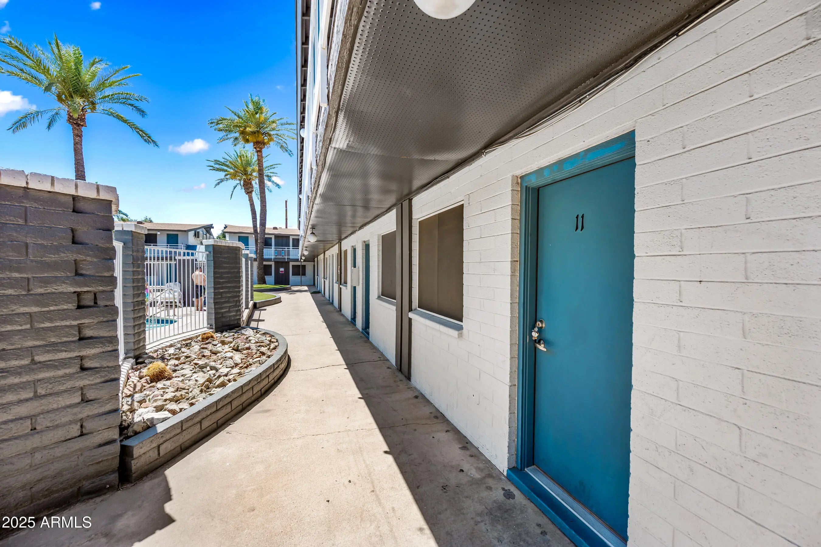 Photo of Listing #6983047