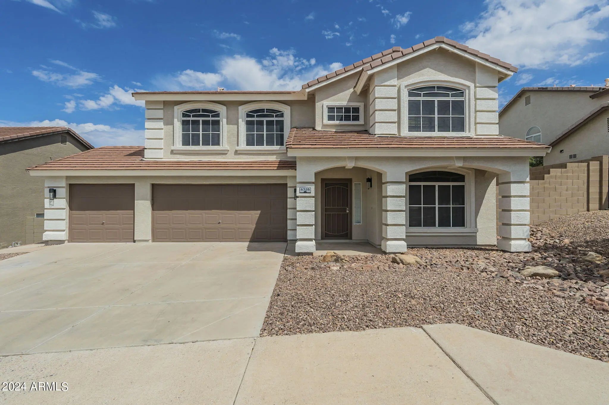 Photo of Listing #6983142