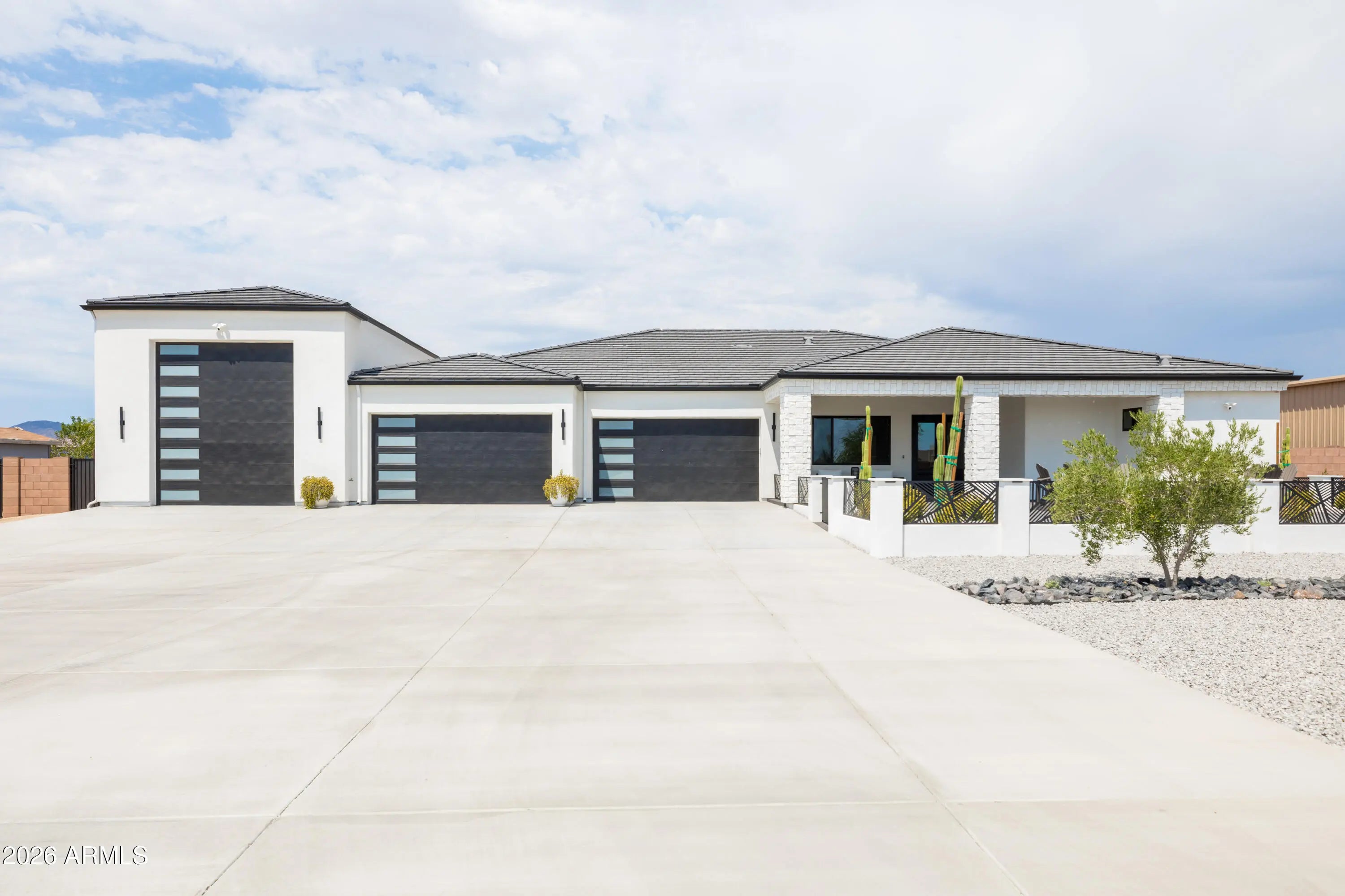 Photo of Listing #6983380