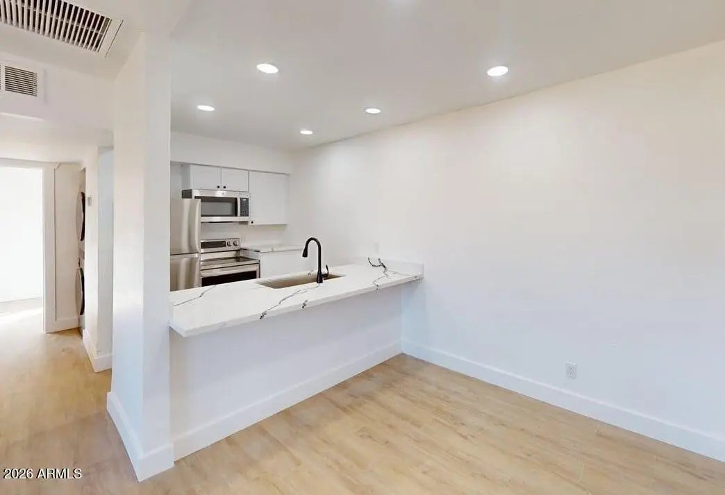 Photo of Listing #6983448