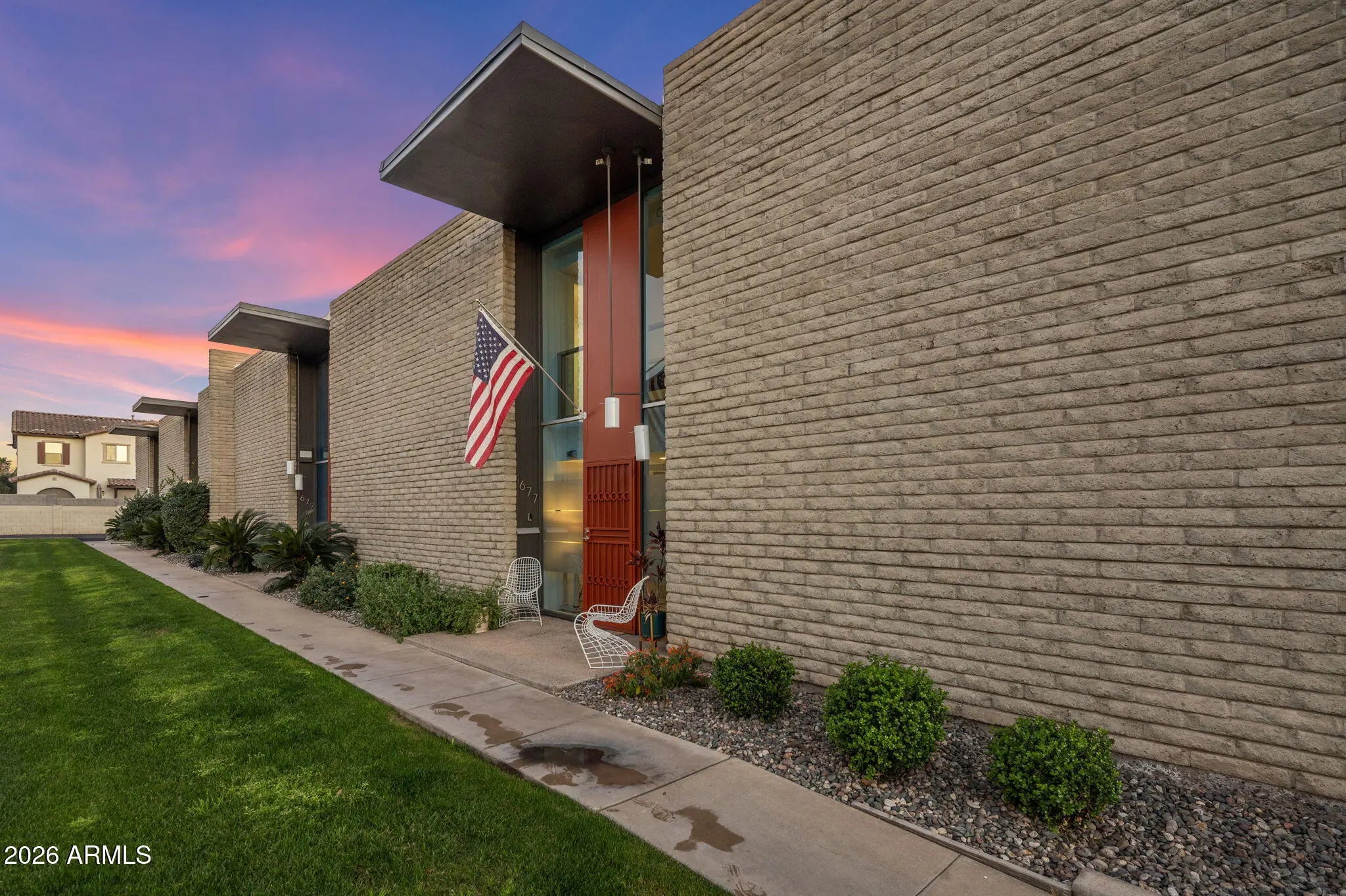 Photo of Listing #6983555