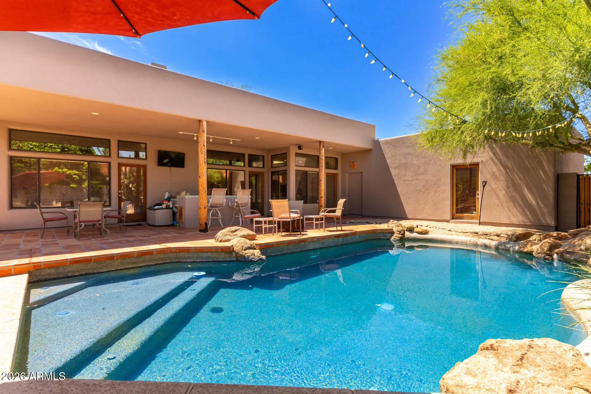 Photo of Listing #6984676