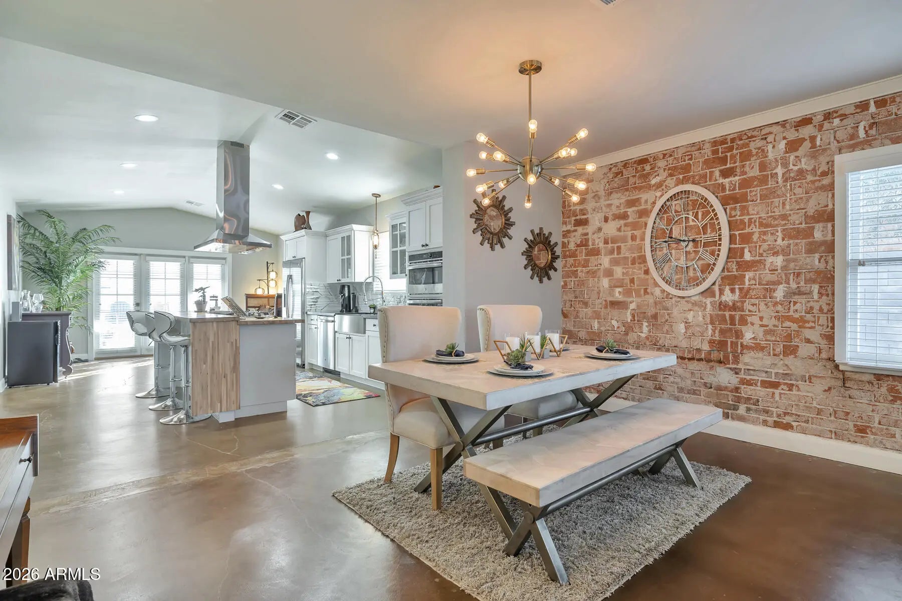 Photo of Listing #6989794