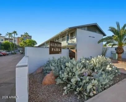 Photo of Listing #6983559