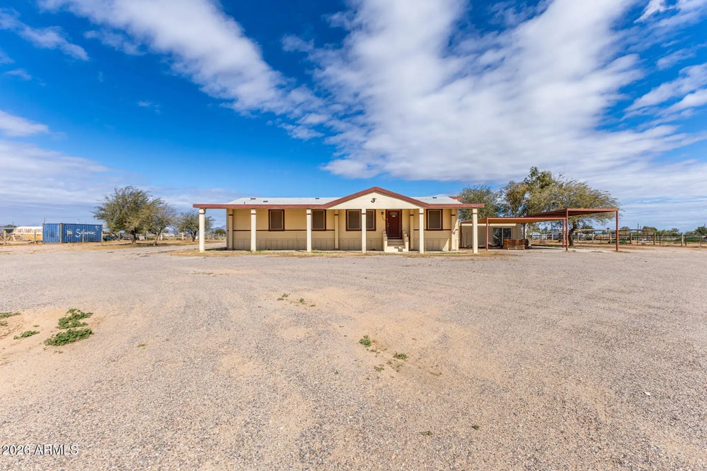 50150 W Julie Lane, Maricopa